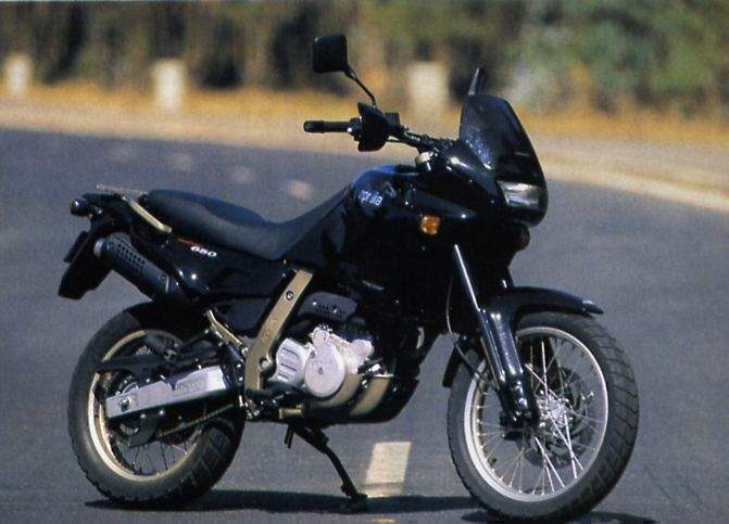 Мотоцикл Aprilia Pegaso 650 1994 фото