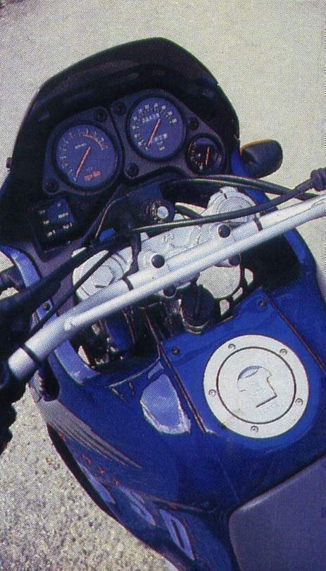 Мотоцикл Aprilia Tuareg 600 Wind 1990 фото