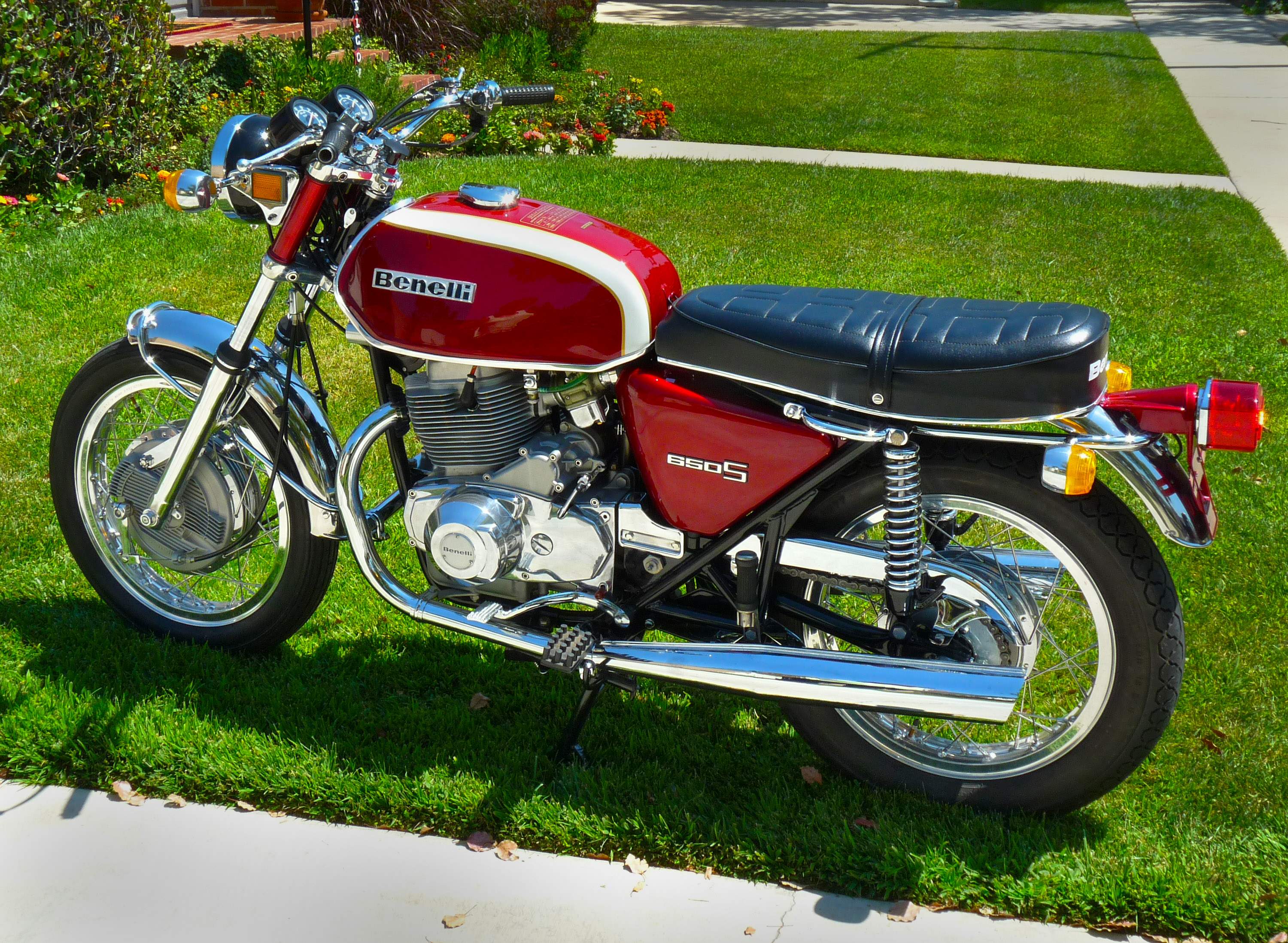 Фотография мотоцикла Benelli 250 Sport Special 1968