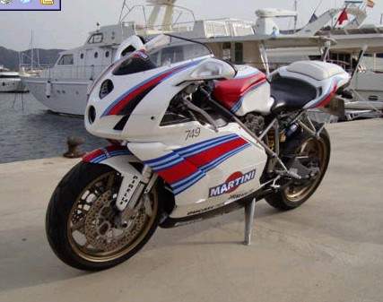 Фотография мотоцикла Ducati 749 Martini 2005