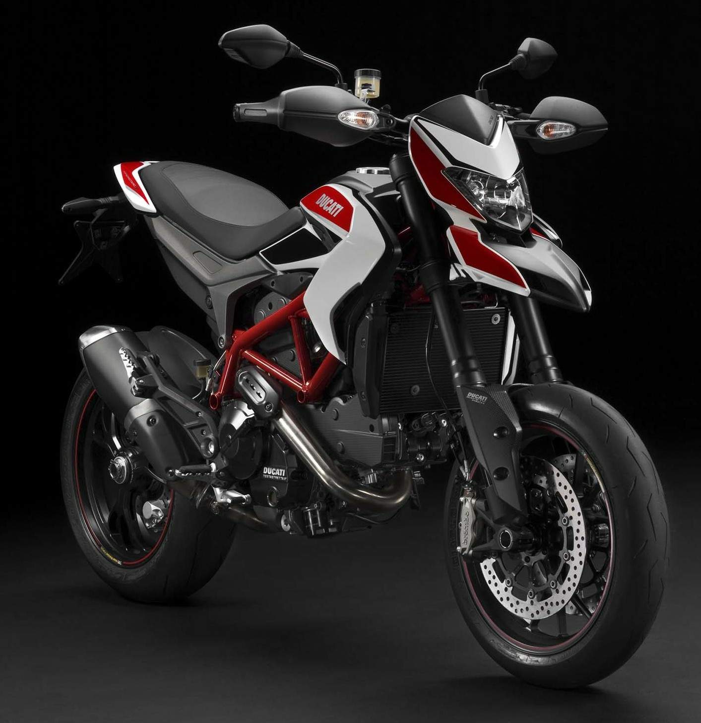 Мотоцикл Ducati Hypermotard 820 SP 2013