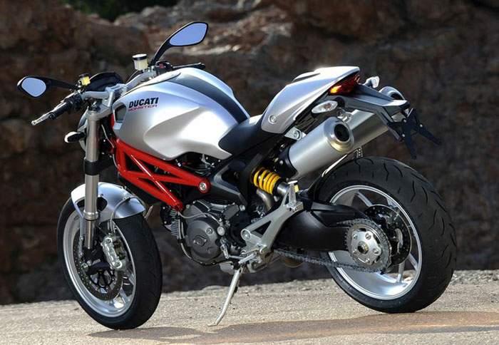 Мотоцикл Ducati Monster 1100 2010 фото