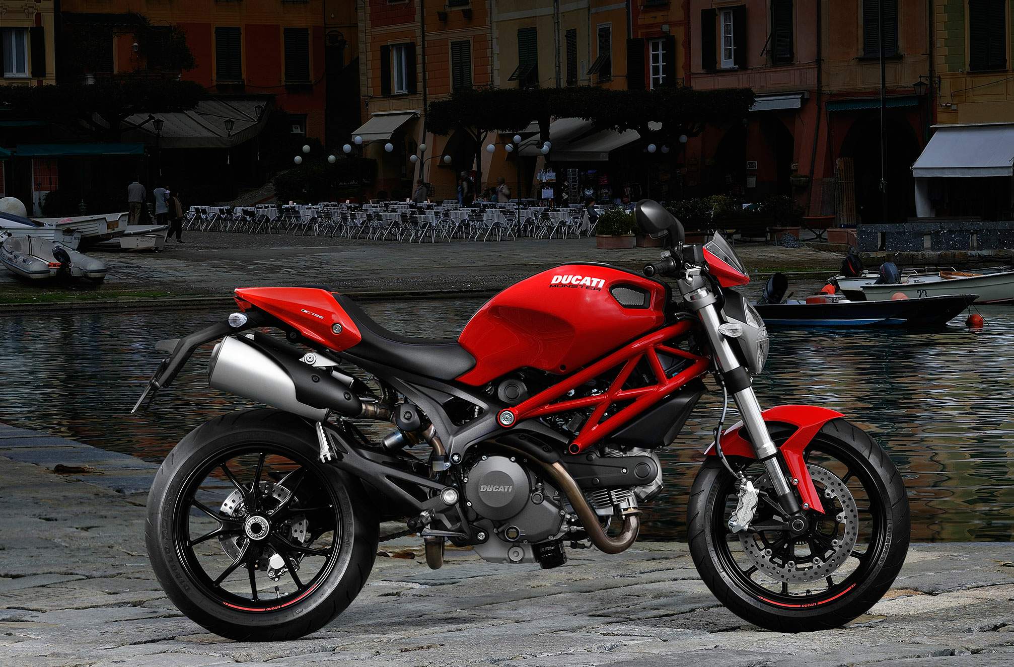 Фотография мотоцикла Ducati Monster 796 2014