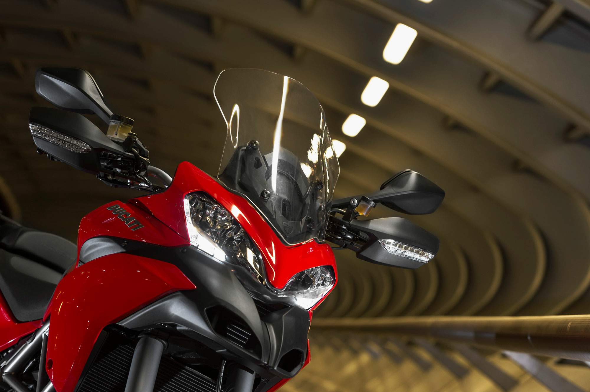 Фотография мотоцикла Ducati Multistrada 1200S Touring 2013