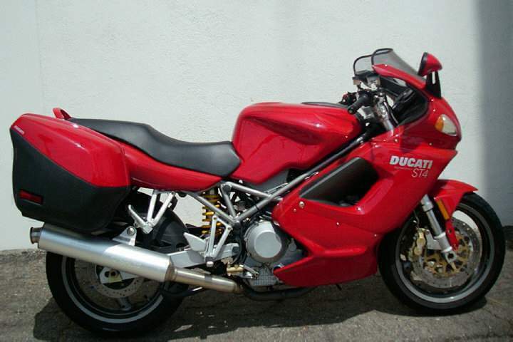 Мотоцикл Ducati ST4 1997 фото