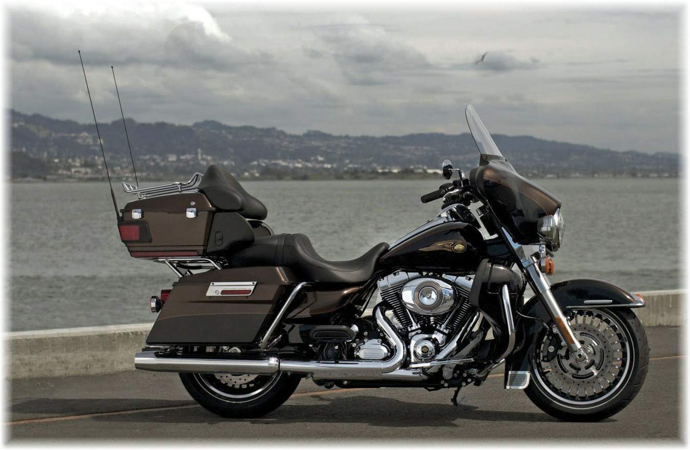 Мотоцикл Harley Davidson FLHTK Electra Glide Ultra Limited 110th Anniversary 2013