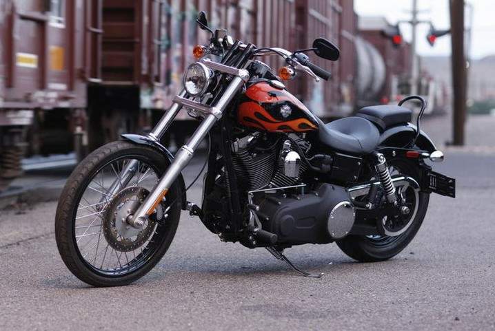 Мотоцикл Harley Davidson FXDWG Dyna Wide Glide 2011