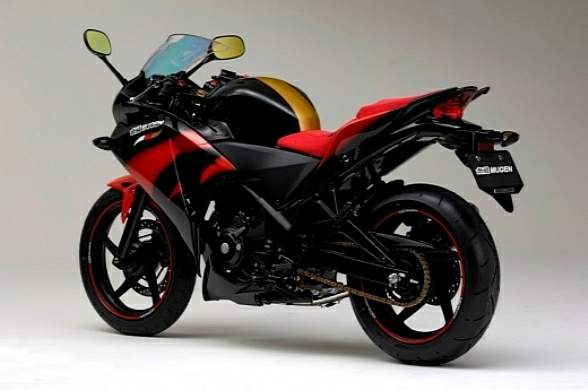 Мотоцикл Honda CBR 250R Mugen 2011 фото