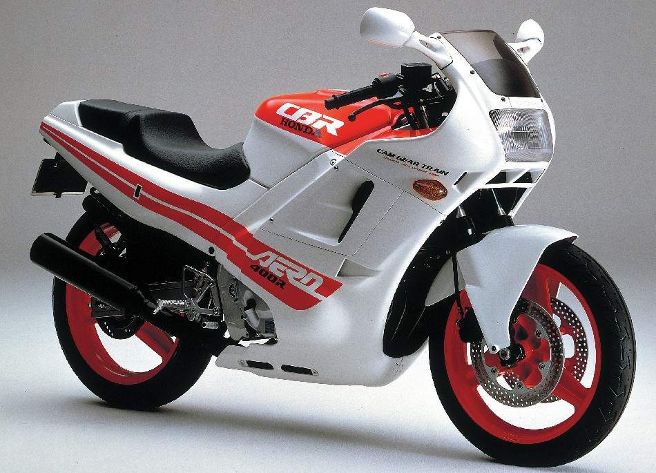 Фотография мотоцикла Honda CBR 400R 1986