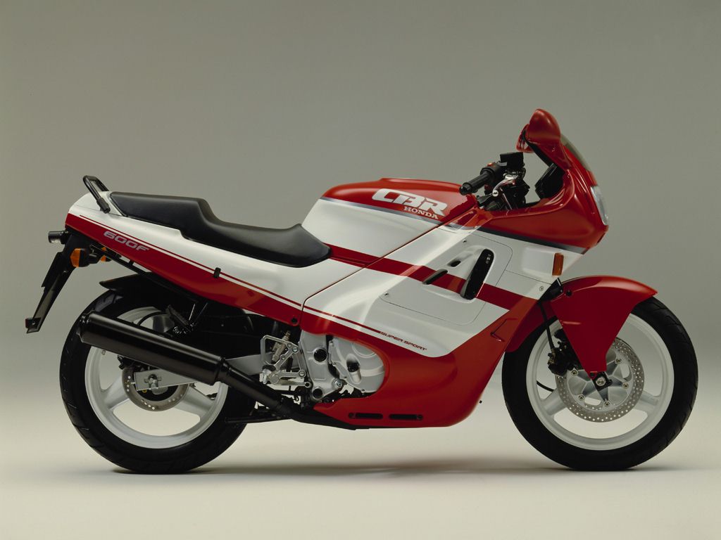Фотография мотоцикла Honda CBR 600F 1989