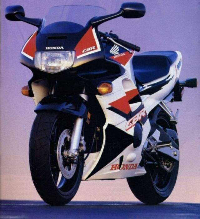 Мотоцикл Honda CBR 600F2 1994