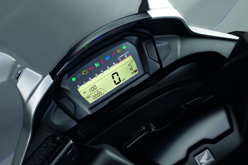 Мотоцикл Honda Integra 2012