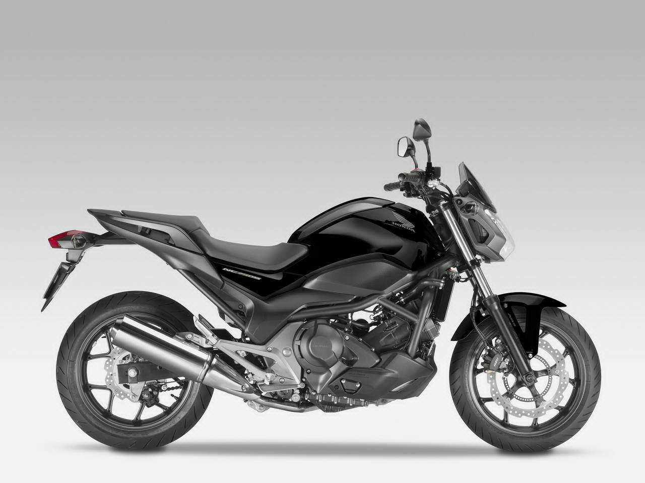 Мотоцикл Honda NC 700S 2016