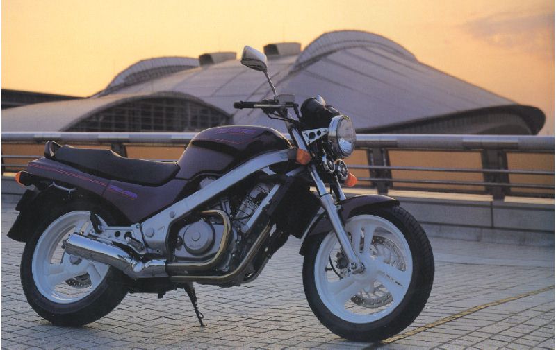 Мотоцикл Honda NTV 650 1989
