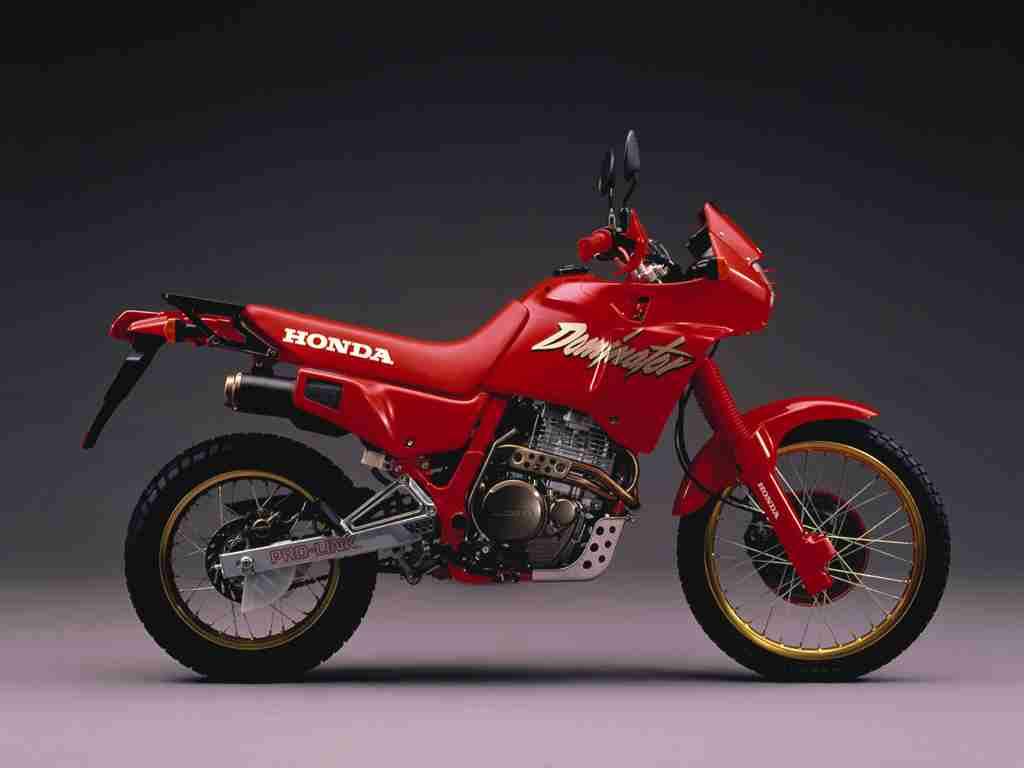 Мотоцикл Honda NX 650 Dominator 1988 фото