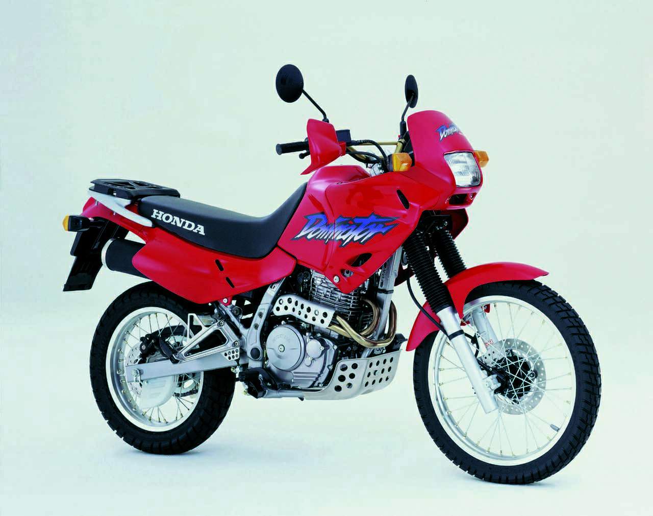 Фотография мотоцикла Honda NX 650 Dominator  2000