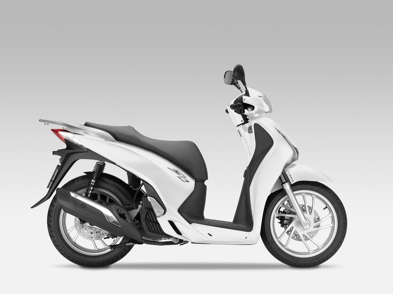 Мотоцикл Honda SH 150i 2013 фото