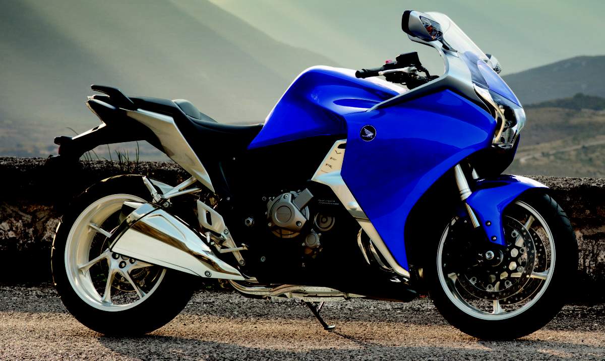 Фотография мотоцикла Honda VFR 1200F DCT 2012