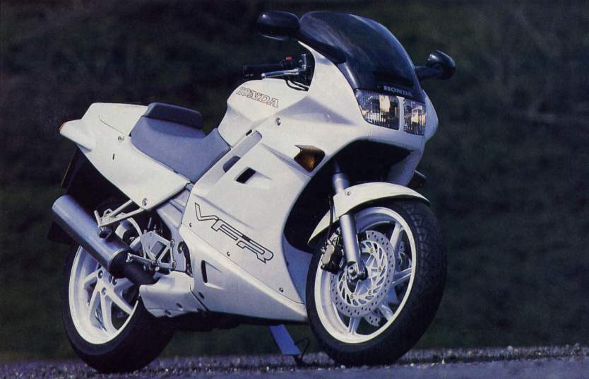 Фотография мотоцикла Honda VFR 750F-M 1991
