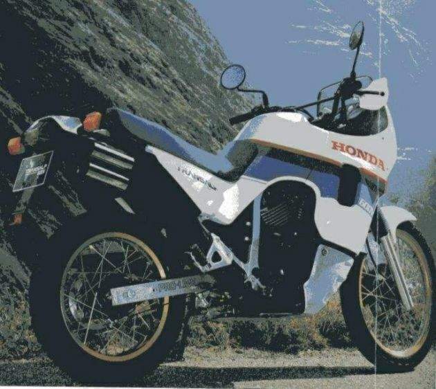 Мотоцикл Honda XL 600V Transalp 1988 фото