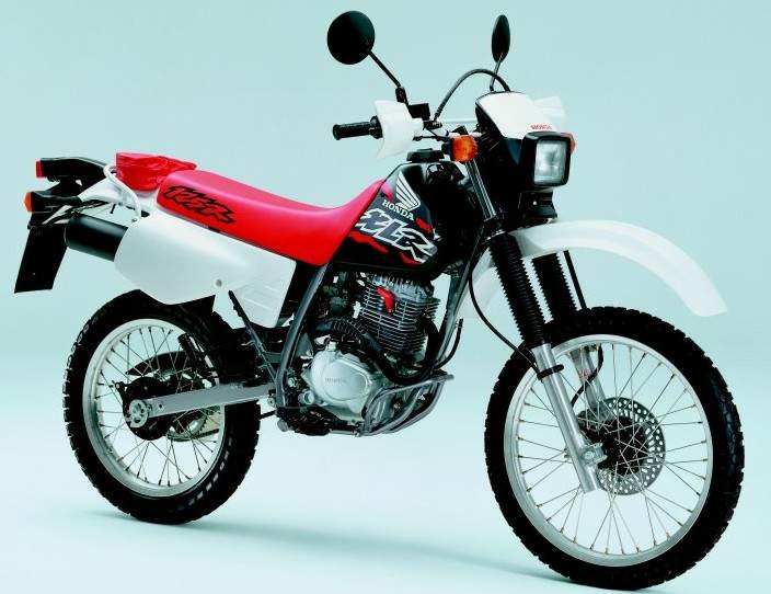 Мотоцикл Honda XLR 125 2000