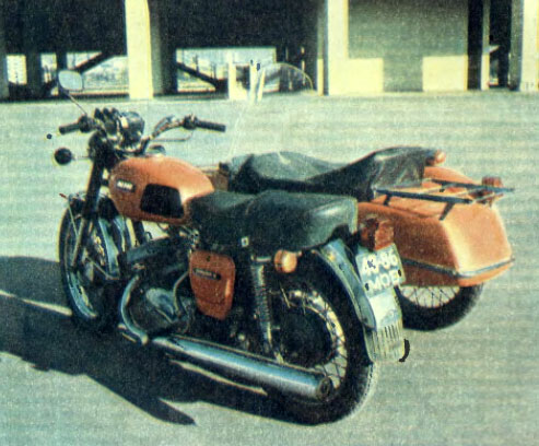 Мотоцикл ИЖ Юпитер 4 с коляской 