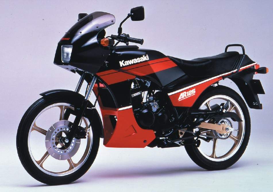 Мотоцикл Kawasaki AR 125 1988 фото