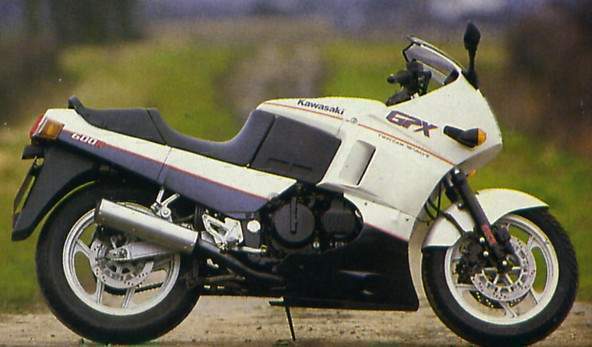 Мотоцикл Kawasaki GPX 600R Ninja 1985 фото