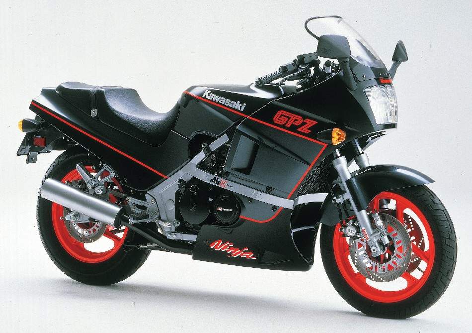 Мотоцикл Kawasaki GPz 400R 1986