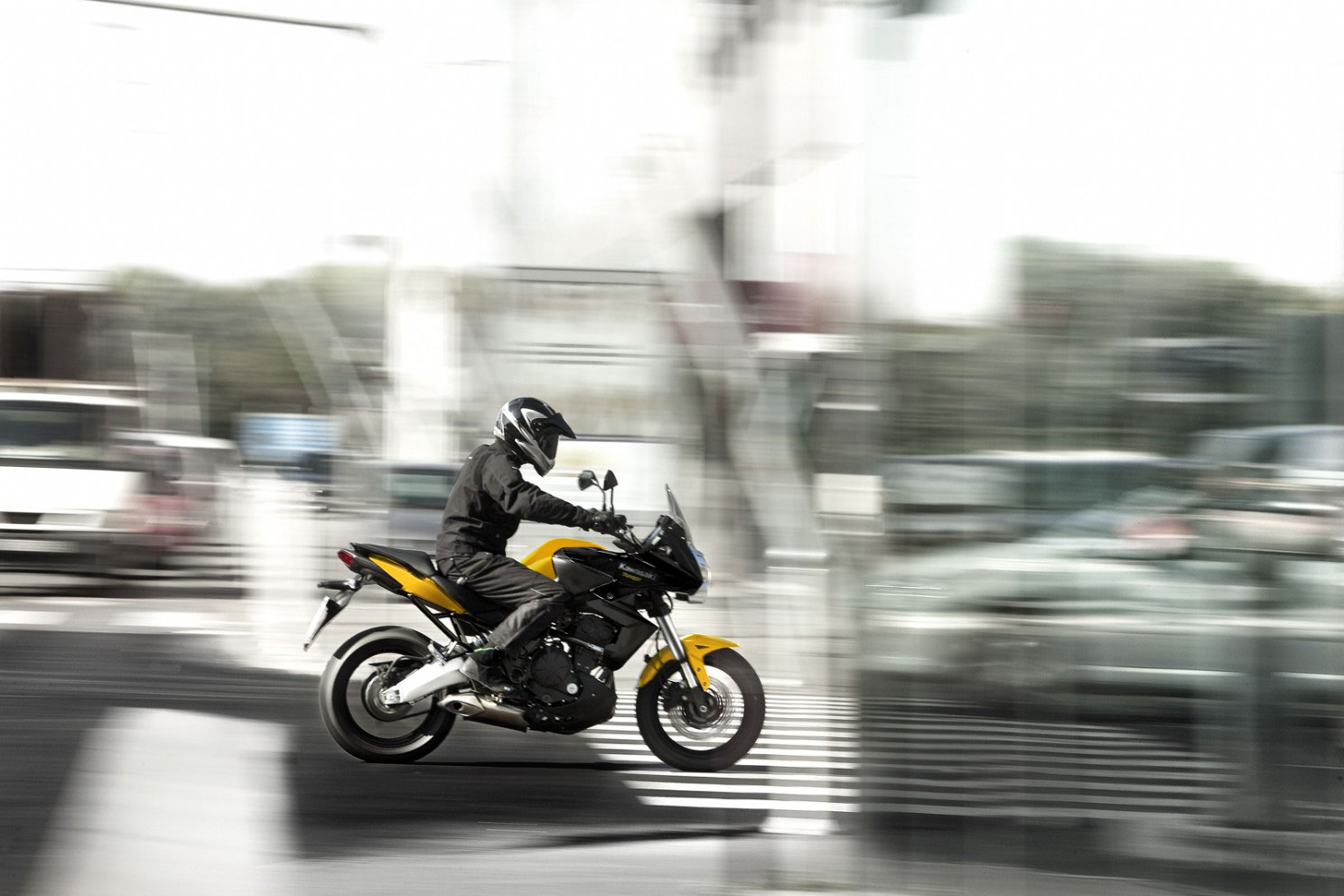 Мотоцикл Kawasaki Versys 650 ABS 2012