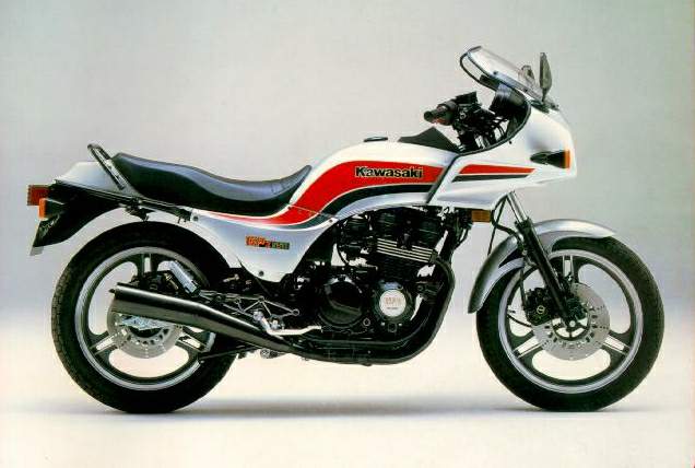 Мотоцикл Kawasaki Z 550GP 1983