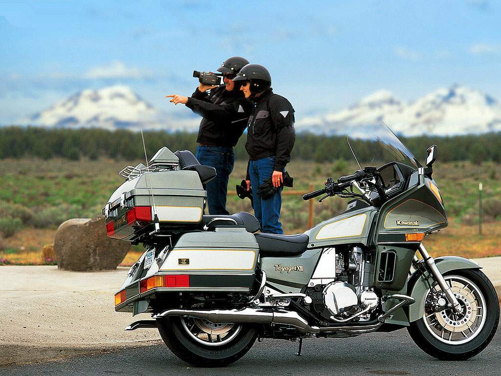 Мотоцикл Kawasaki ZG 1200 Voyager XII 2000 фото