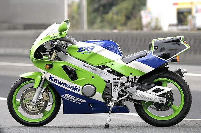 kawasaki zxr 400