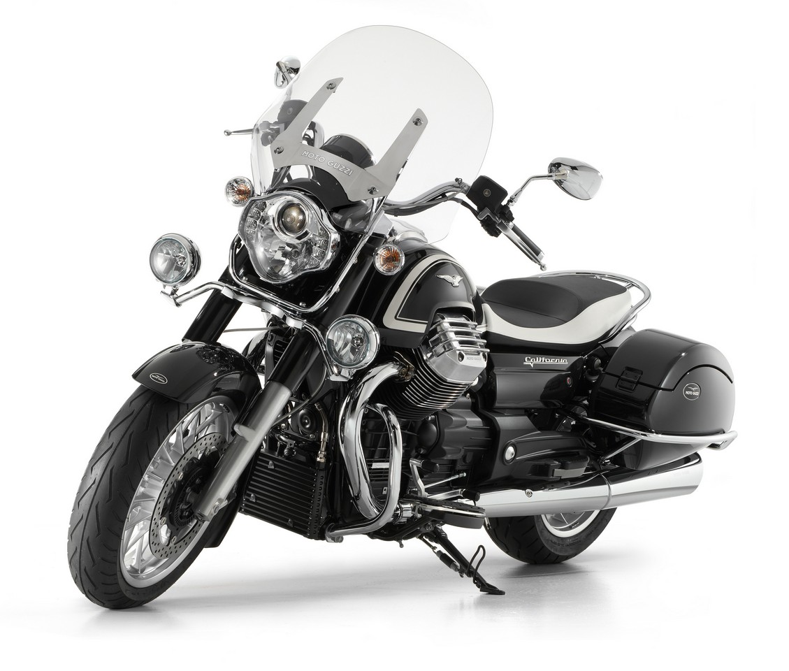 Фотография мотоцикла Moto Guzzi California 1400 Touring 2013