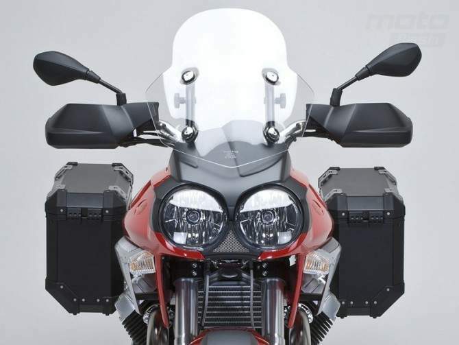 Фотография мотоцикла Moto Guzzi Stelvio 1200 2010