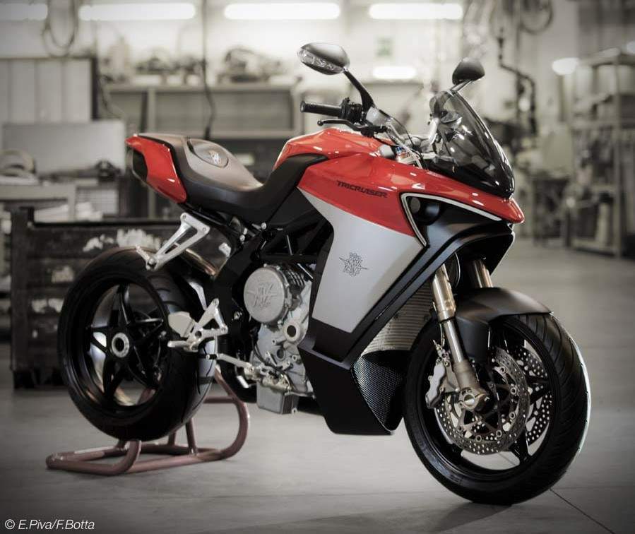 Мотоцикл MV Agusta Tricruiser Concept 2011 фото