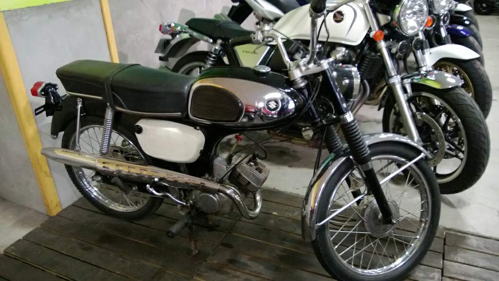 Мотоцикл Suzuki A 95 1969