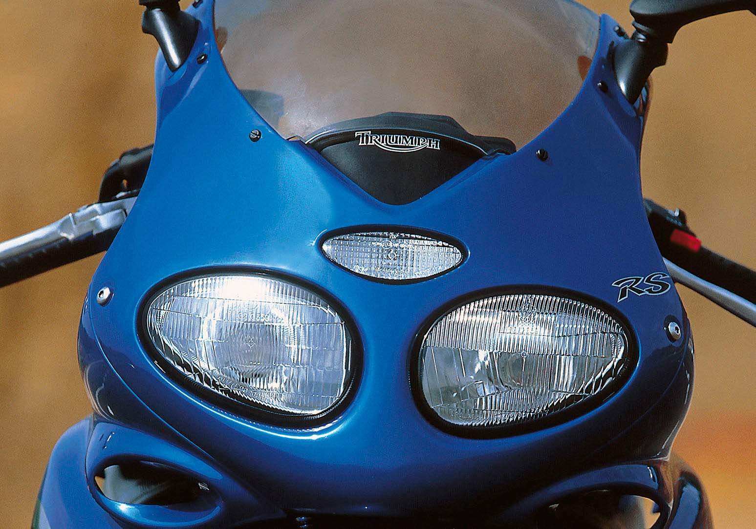 Мотоцикл Triumph Sprint RS 2003