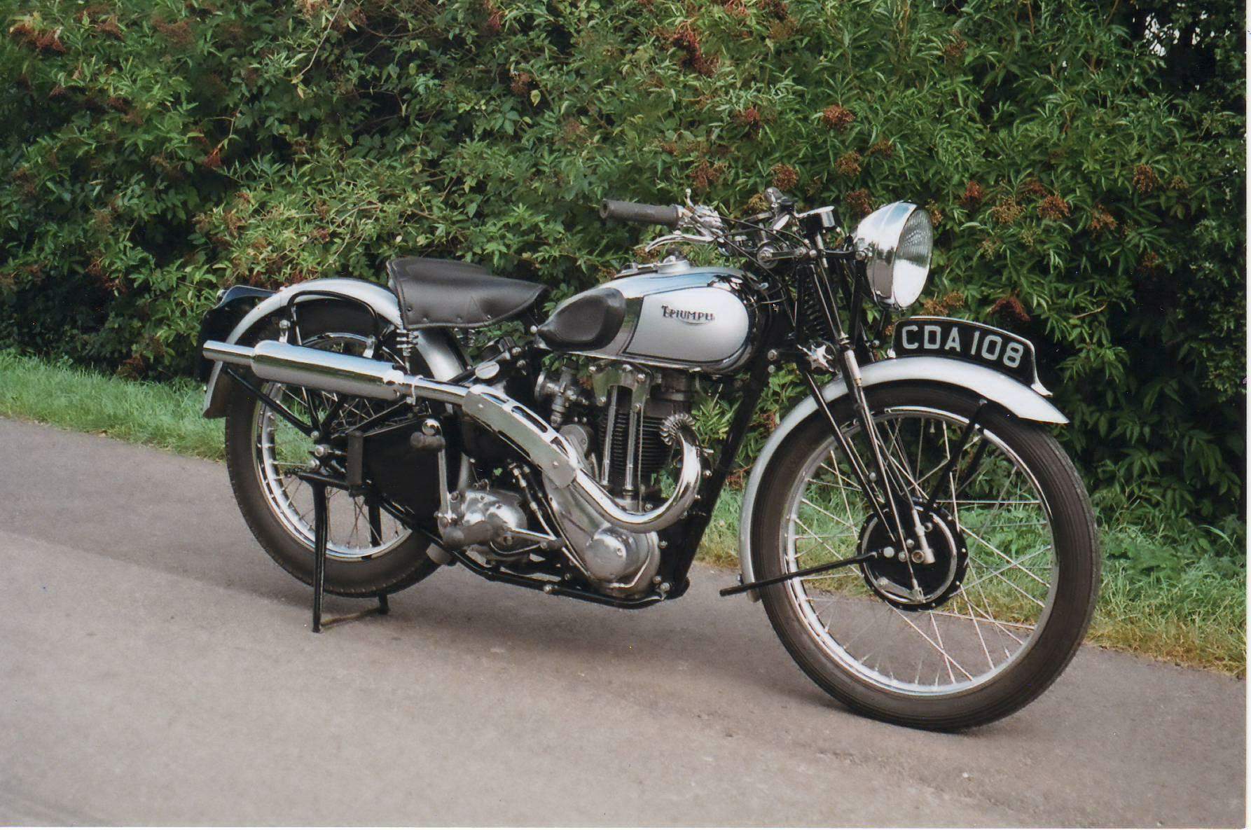 Фотография мотоцикла Triumph Tiger 80 1937