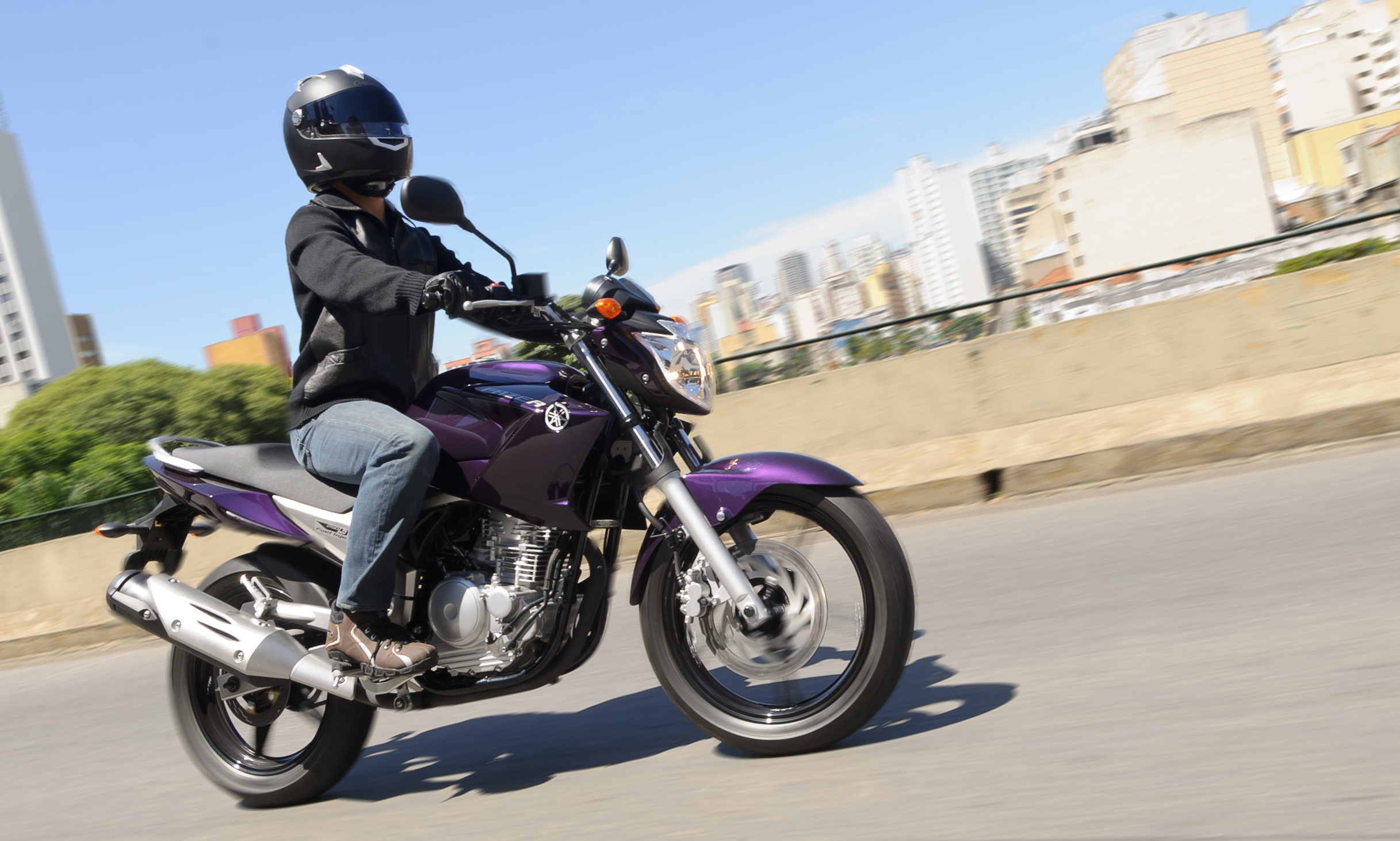 Мотоцикл Yamaha FAZER 250 2012 фото
