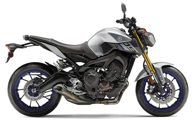 Мотоцикл Yamaha FZ-09 2016