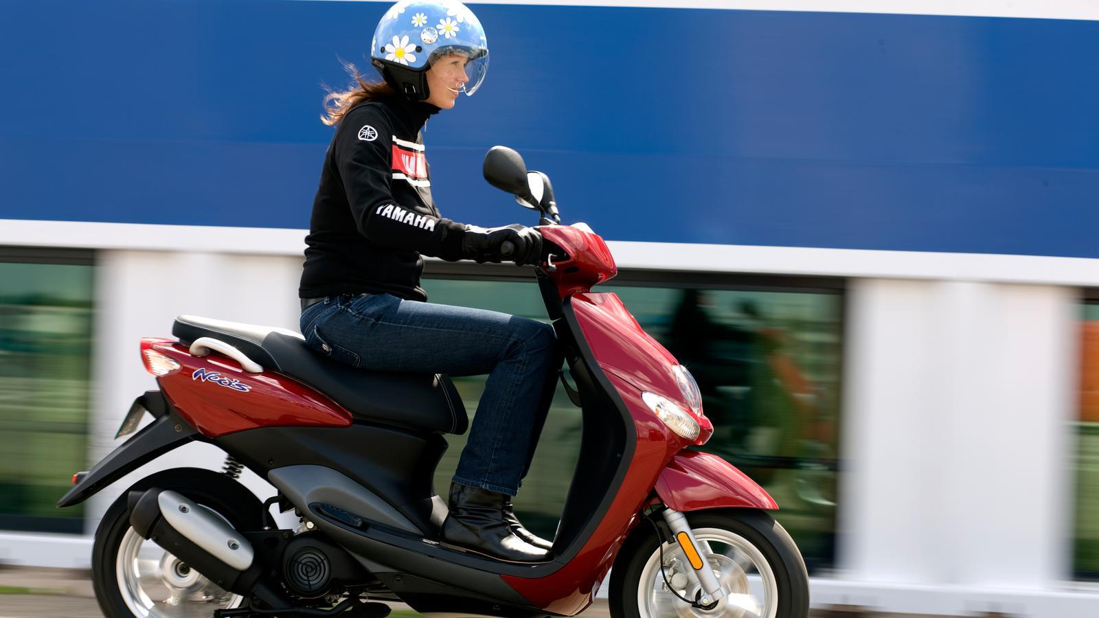 Мотоцикл Yamaha NEOS 50 2008 фото