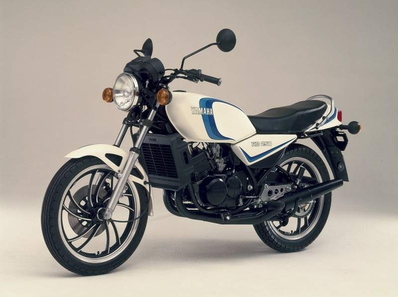 Мотоцикл Yamaha RD 250LC 1980 фото