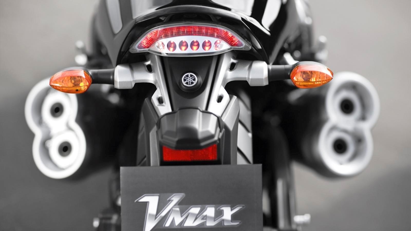 Мотоцикл Yamaha VMAX 1700 2011 фото