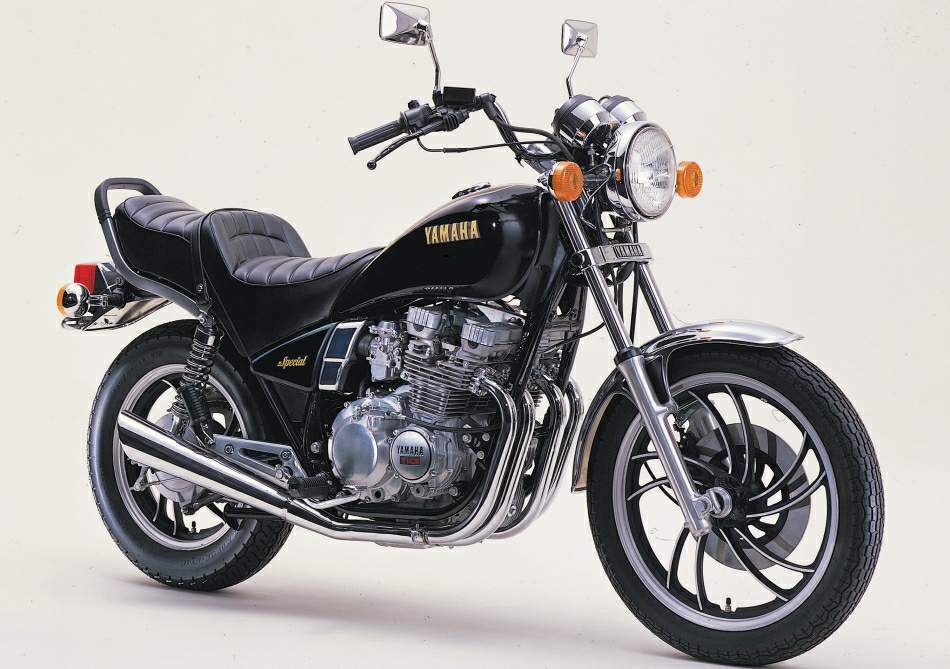 Мотоцикл Yamaha XJ 400 Special 1981