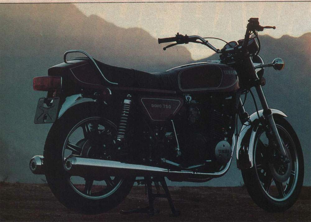 Мотоцикл Yamaha XS 750 2D 1977 фото