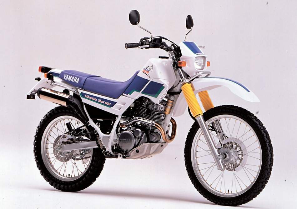 Мотоцикл Yamaha XT 225 Serow 1990