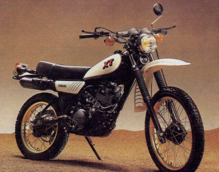 Мотоцикл Yamaha XT 250 1982 фото