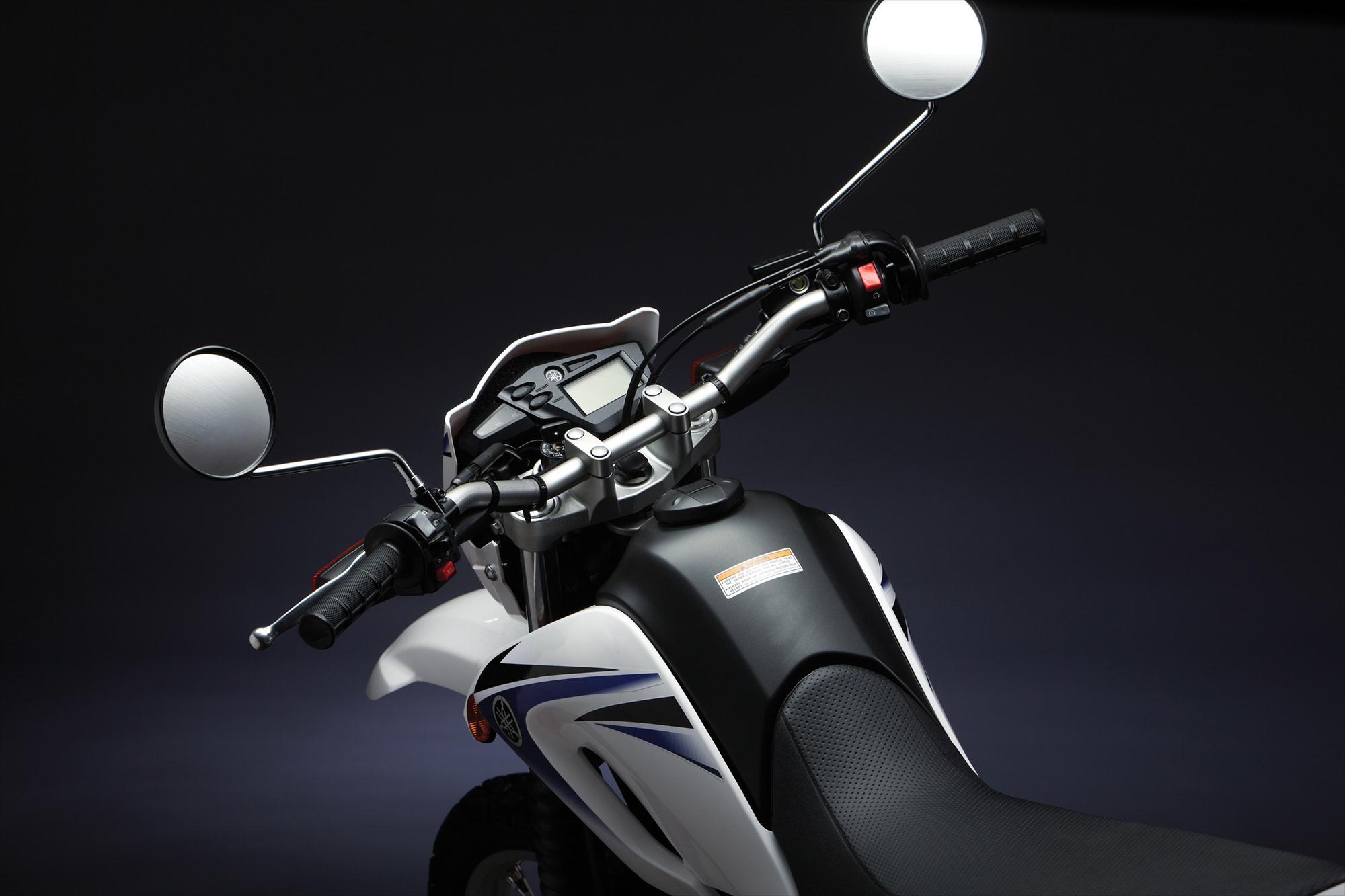 Мотоцикл Yamaha XT 250 2011 фото