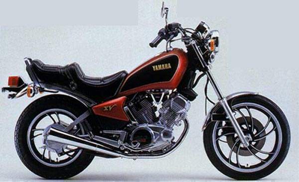 Мотоцикл Yamaha XV 400 Special 1983